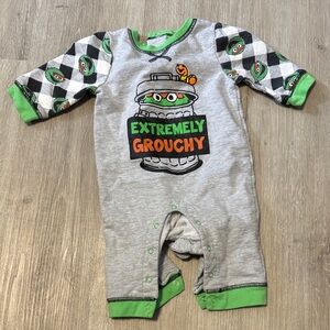 Sesame Street Gray and Green Kids One Piece‎